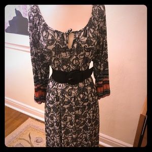Super cute Black & white paisley peasant dress 2X